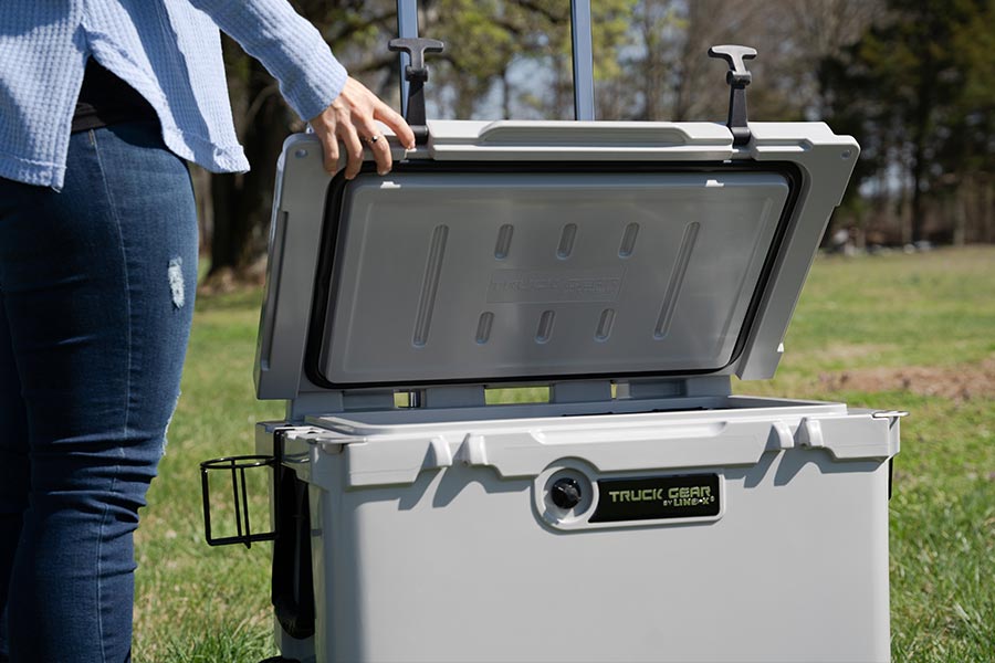 Deluxe Roll-Up Truck Tonneau Cover - LINE-X of Stockton